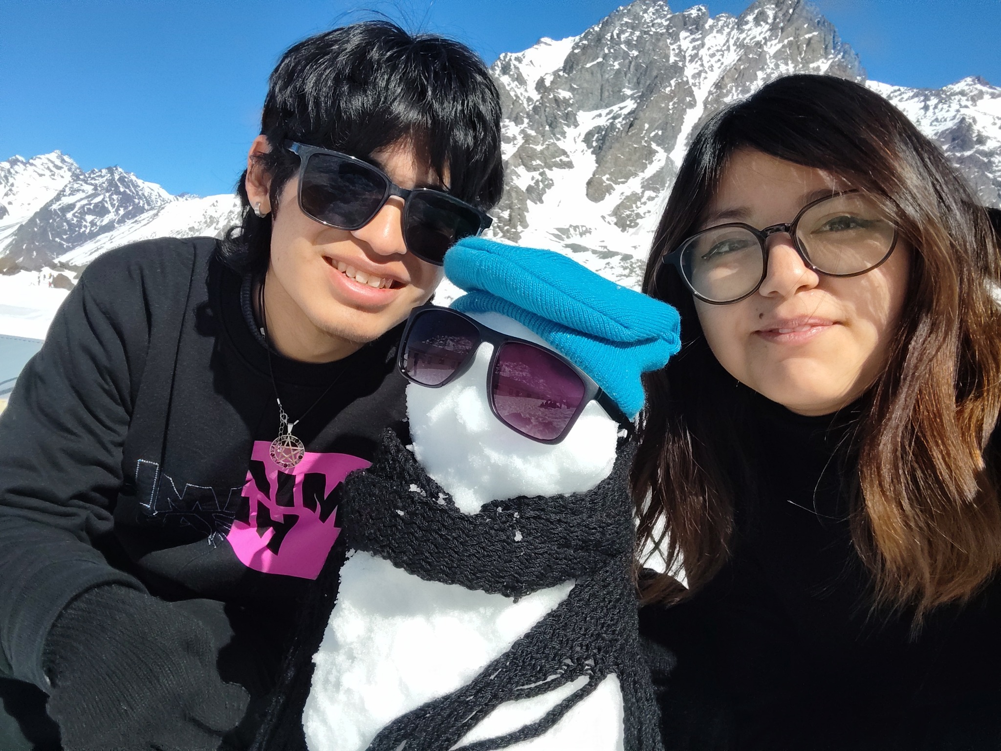Nuestro primer aniversario en la nieve con Roberto